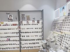 -沫芮眼镜·蔡司官方授权店(人民广场店)