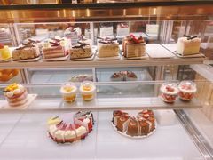 -焙丽拾光(麦凯乐直营店)