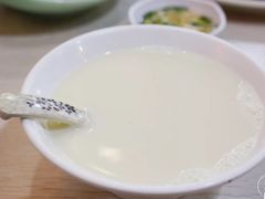 -兄弟深夜豆浆