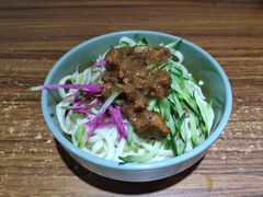 炸酱面-黑八私房老北京炸酱面