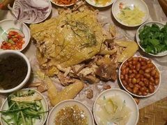 簸箕捞鸡-大树头森林餐厅(番禺广场店)