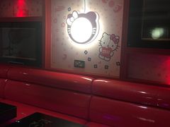 -唯爱KTV聚会餐厅(仙林东城汇店)