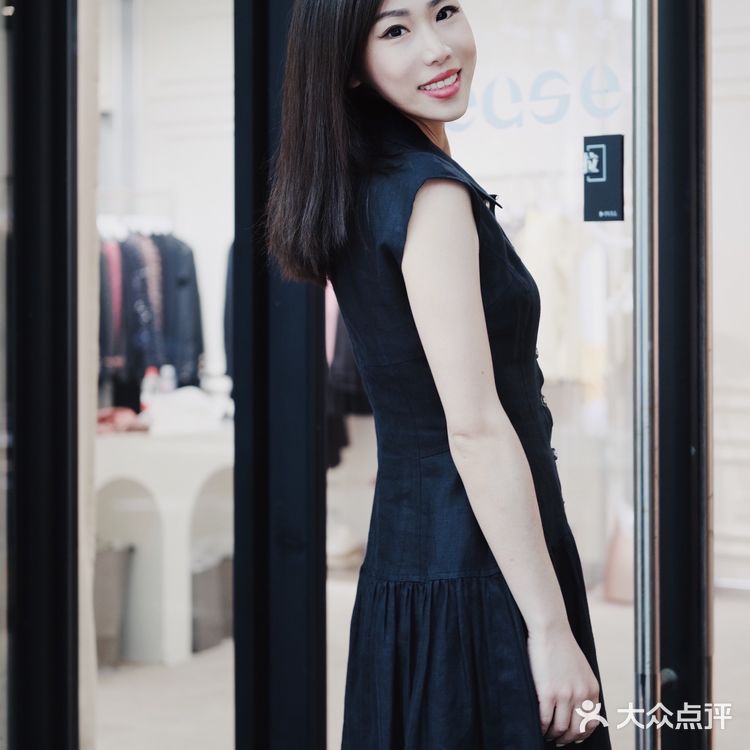 魔都探店｜解锁上海Chanel外套最多的中古店