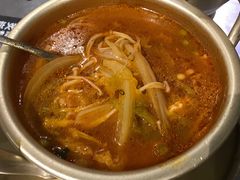 泡菜肥牛汤-本炙炭烤·蒲烧活鳗料理店(金沙洲店)