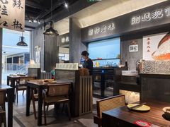 -张翻越·川渝冒菜·武汉黑鸭煲(城北万象城店)