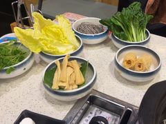 -烹然四季椰子鸡火锅(团结湖总店)
