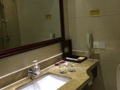 -益阳华天大酒店