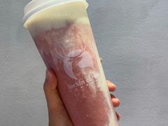 芭乐芝士红宝石茶-瑞幸咖啡(三诺智慧大厦店)