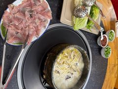 -南渝食府.墨脱石锅松茸鸡