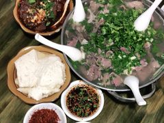 -小杨翘脚牛肉