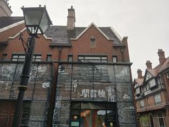 -钟书阁(松江泰晤士小镇店)