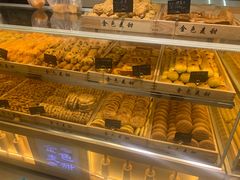 -金色麦甜糕点(面包.蛋糕.华苑店)