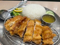 -佰搭果·广式茶餐厅(西华路店)