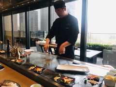 -丽思卡尔顿·炙焰·铁板烧餐厅