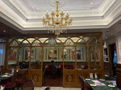 -秘密旅行Bonjour(黑金冠 江南西店)