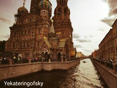 -滴血救世主教堂