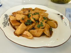 -七的湖·晚芳亭·阳澄湖农家菜·大闸蟹(莲花岛店)