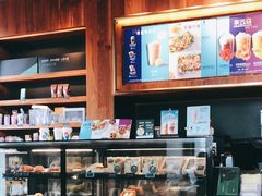 面包甜点陈列柜-星巴克(金谊广场店)