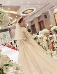 -艾米丽婚纱礼服