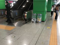 -石厦(地铁站)