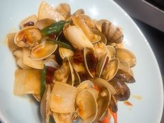 -川流不息·地道川菜·小龙虾(新松江路店)