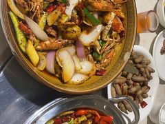 -休记光头香辣蟹干锅店(衣冠庙店)