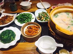 -小城粥道·海胆鲜虾粥(解放广场店)