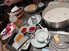 -捞王锅物料理(上海世茂广场店)