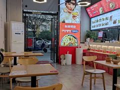 大堂-万方圆拌粉瓦罐汤(九江湖滨店)