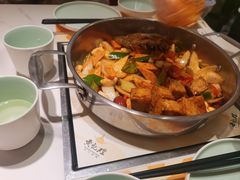 -黄记煌三汁焖锅(新佳丽江汉路店)