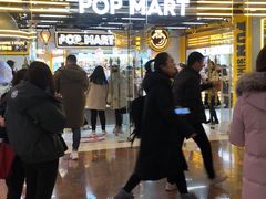 -泡泡玛特POPMART(上海环球港店)