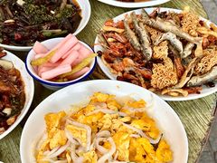 -丹水桥地锅鱼·翘嘴鲌·地方特色全鱼宴(丹江口大坝店)