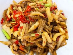 酸萝卜牛肚丝-笨罗卜浏阳菜馆(太平街店)