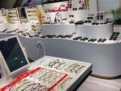 -宏宇眼镜蔡司依视路折扣店(兆佳眼镜城店)
