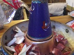 -毛辣果·贵州红酸汤牛肉火锅(西单店)