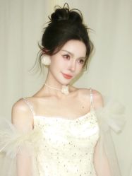 -艺憬婚纱礼服·造型(二七万达店)
