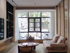 -泸州泸舍酒店(江阳区水井沟步行街店)