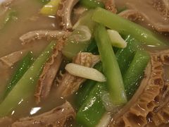 -曾牛肉