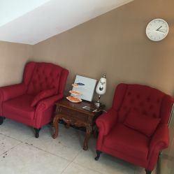 -苗方清颜痘肌研究所