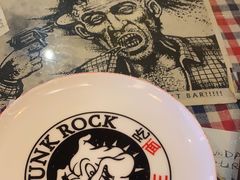-鼓楼吃面·肉啃肉(南锣鼓巷店)