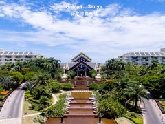 酒店正面-亚龙湾喜来登·美景台大堂吧