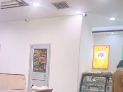 -聚德华天护国寺小吃(甜水园店)