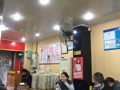 大堂-潘国仙耳光馄饨(黄家阙路店)