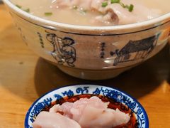 老妈蹄花-易老妈蹄花.特色川菜(人民公园总店)