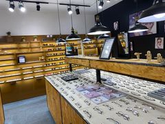 -罗伯特眼镜·蔡司官方授权(罗湖国贸店)