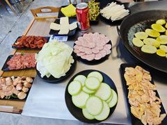 -凉都青瓦房烙锅(清镇中环国际店)