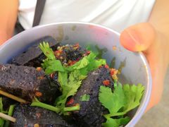 臭豆腐-黑色经典臭豆腐·湖南特产(步行街店)