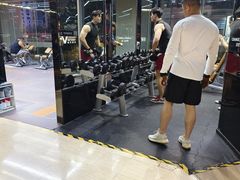 -威克健身游泳(万菱汇店)