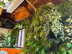 -茅台镇网红溶洞餐厅·茅帮菜馆