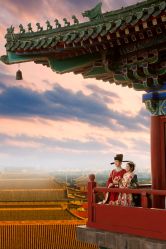 -雪中彩影婚纱摄影·微光艺术中心